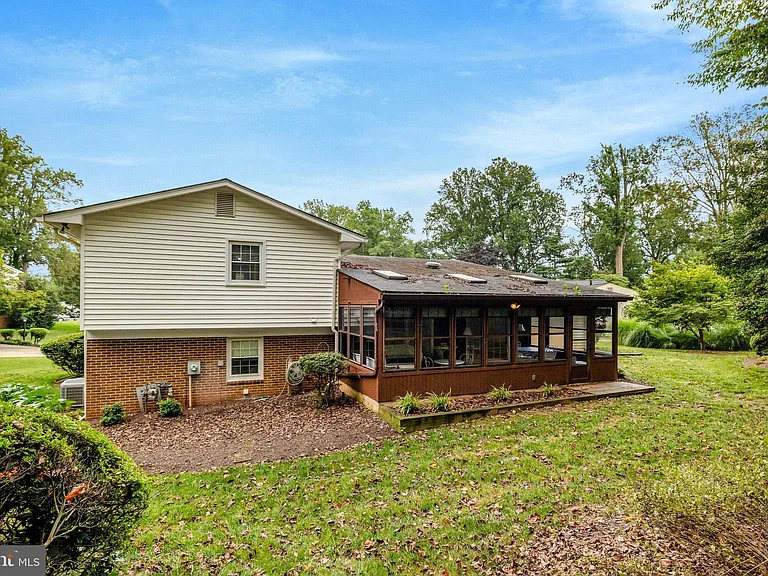 615 Kearney Ct SW — Photo 50