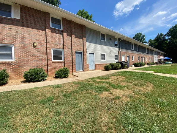 3909 Timberlake Rd #1, Johnson City, TN 37601