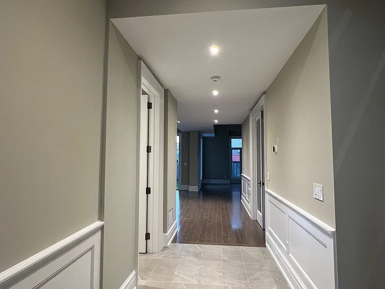 3289 Joan Dr — Photo 2