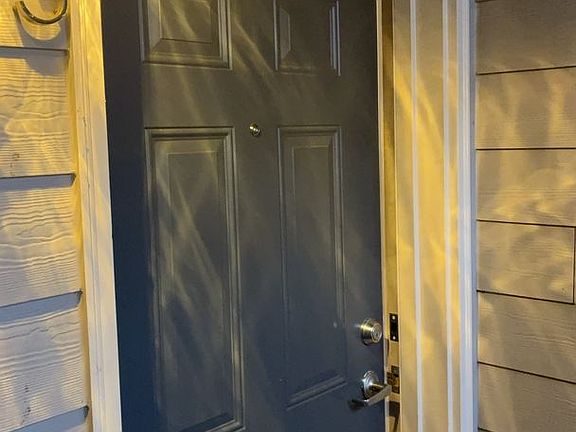 3rd image of 5010 N Maryland Ave #3