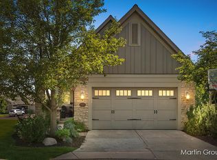 901 Allen Springs Ln #5, Jenison, MI 49428