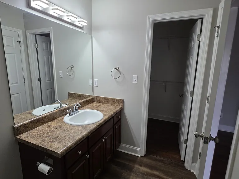 1258 Askew Dr — Photo 13