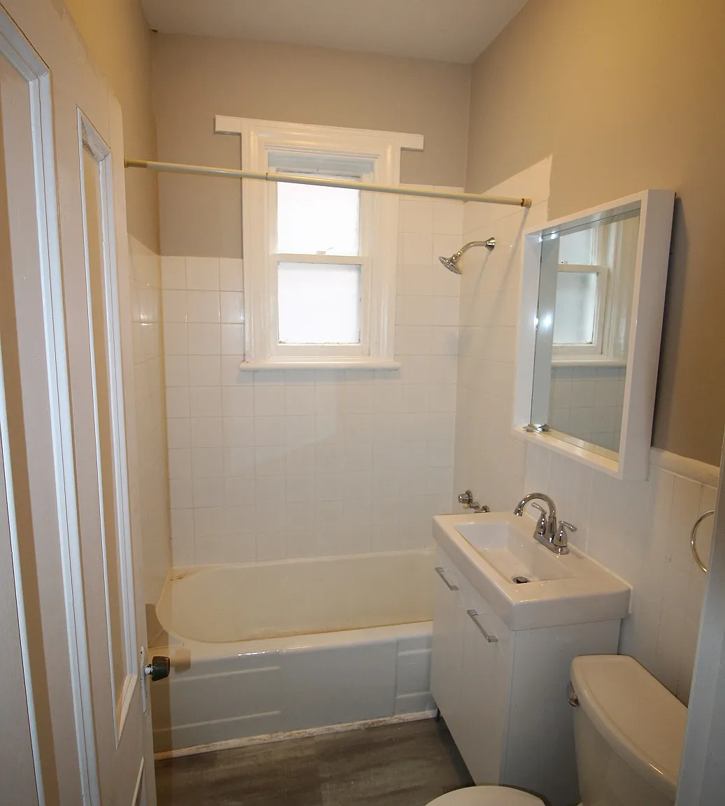197 Florence Street — Photo 4