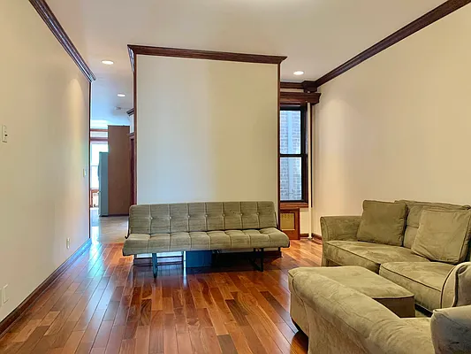 Rented by Astoria Realty | media 3