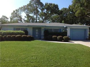 11454 Ridgewood Cir, Seminole, FL 33772