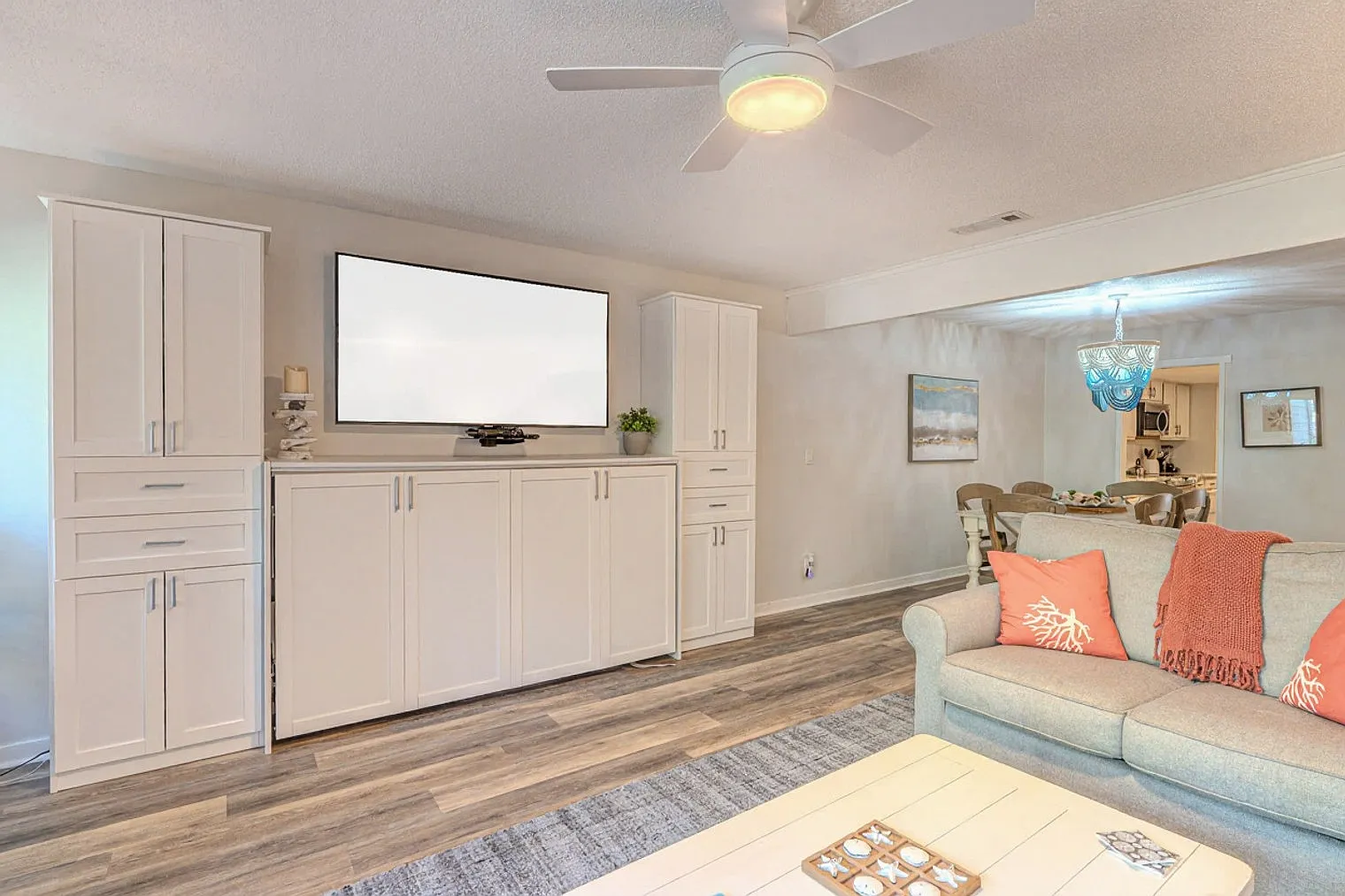 2 bed, 2.0 bath, 1528 sqft, $2,080 — Photo 2