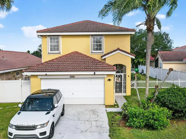 7745 Springfield Lake Drive, Lake Worth, FL 33467