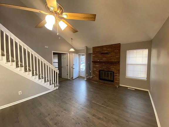 5th image of 14303 E Dickinson Dr Unit F