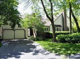 86 Whittington Crse, St Charles, IL 60174