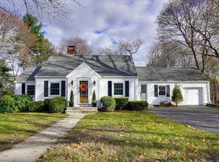 102 Curtis St, Reading, MA 01867