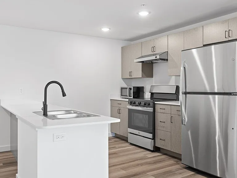 East Line Apartments | Modern Studio Apartments in Downtown Chattanooga — Photo 24