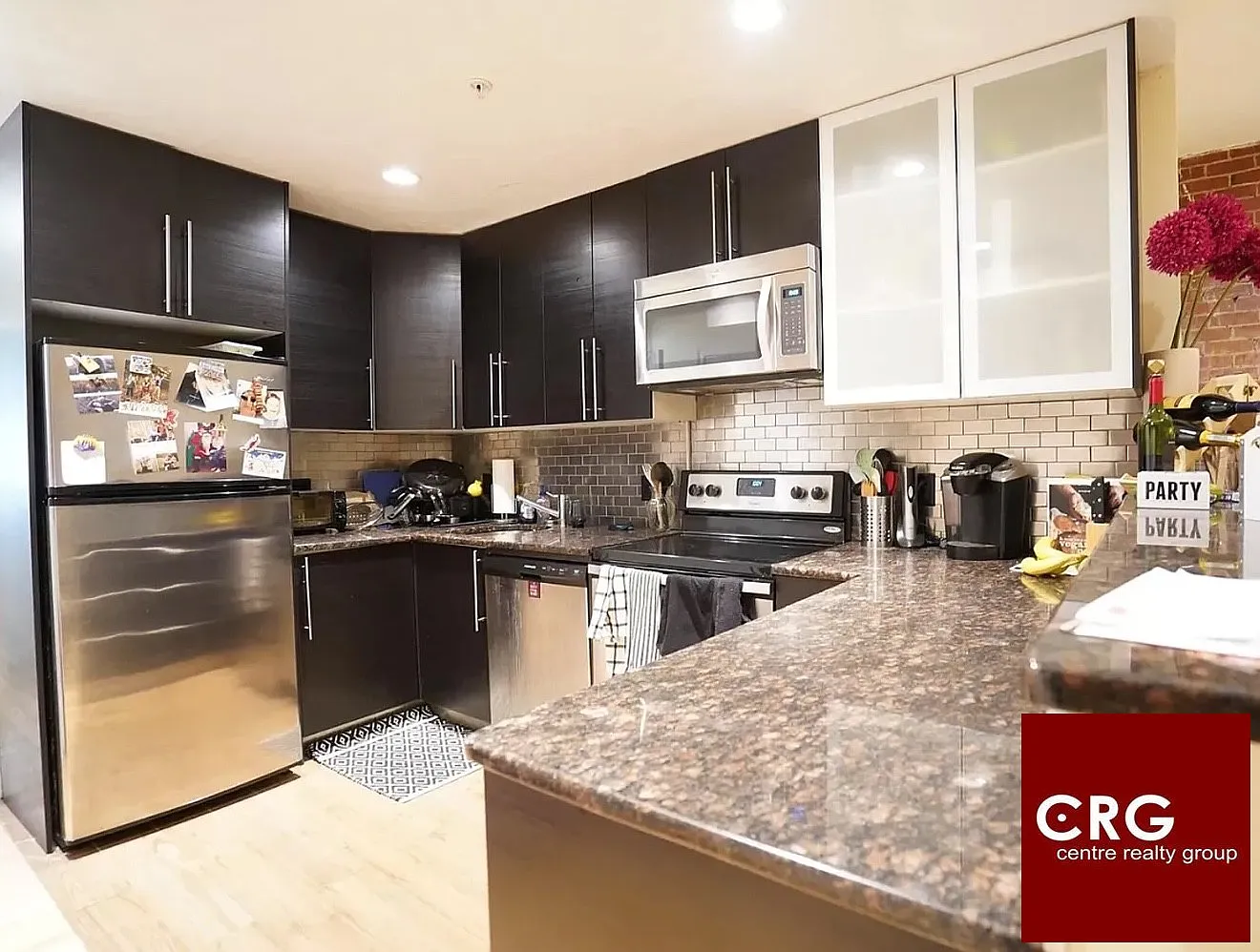 4 bed, 2.0 bath, $6,100 — Photo 1