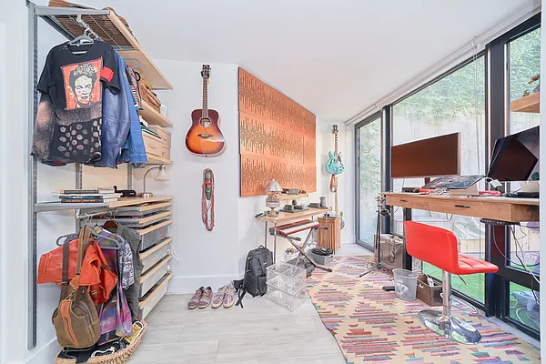 Rented by Living New York | media 35