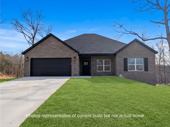 18 Spennymoor Dr, Bella Vista, AR 72714