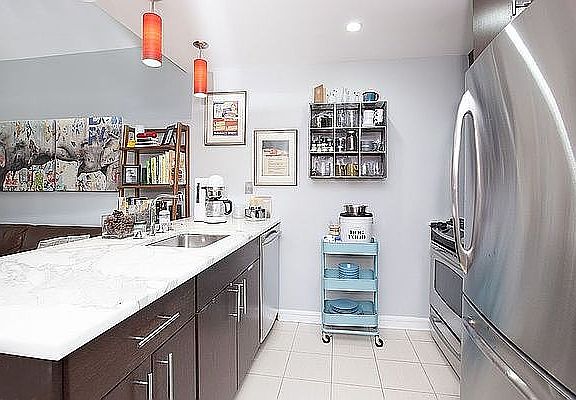 4th image of 350 W 53rd St #1