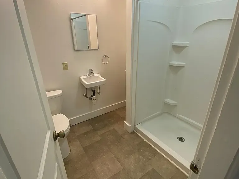 14 Clarke St #3 — Photo 16