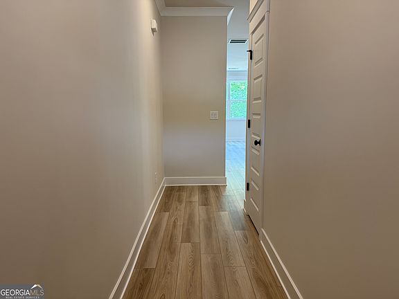 3rd image of 331 Brook Landing Cir