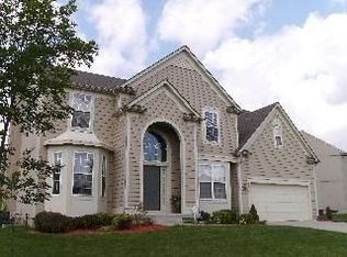 15870 S Fox Ridge Ct, Olathe, KS 66062