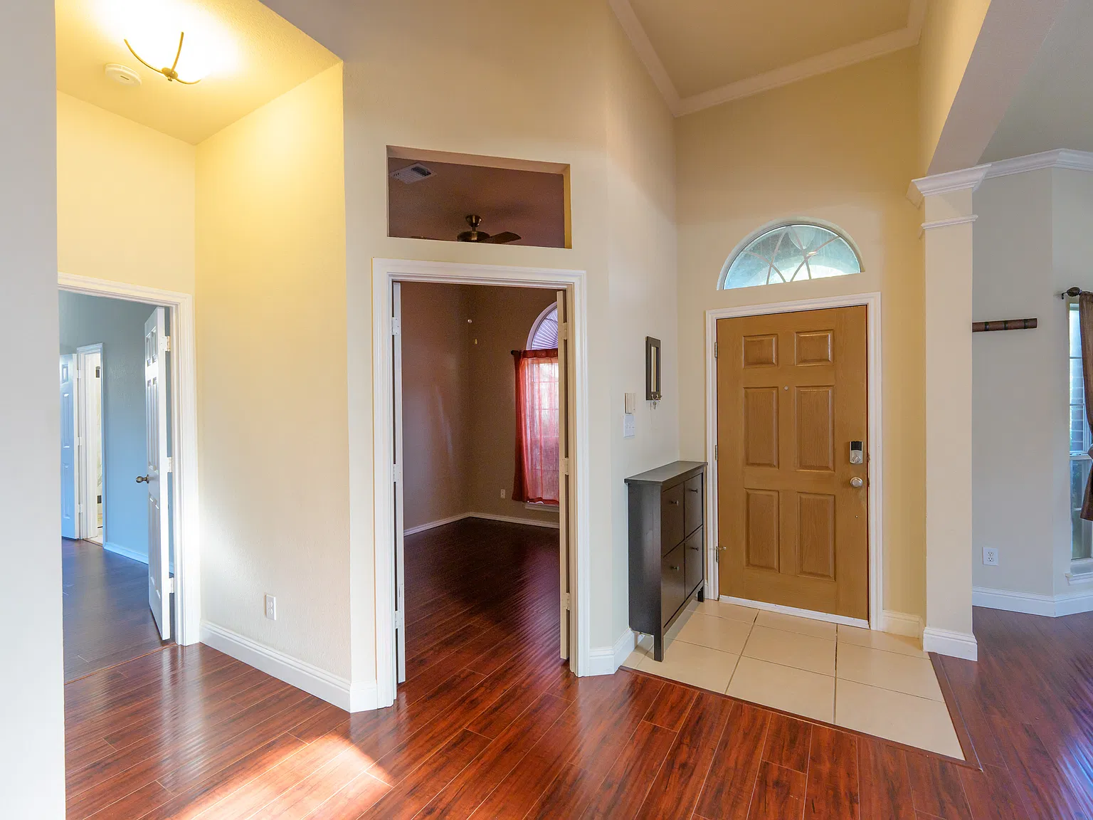 4 bed, 2191 sqft, $2,700 — Photo 4