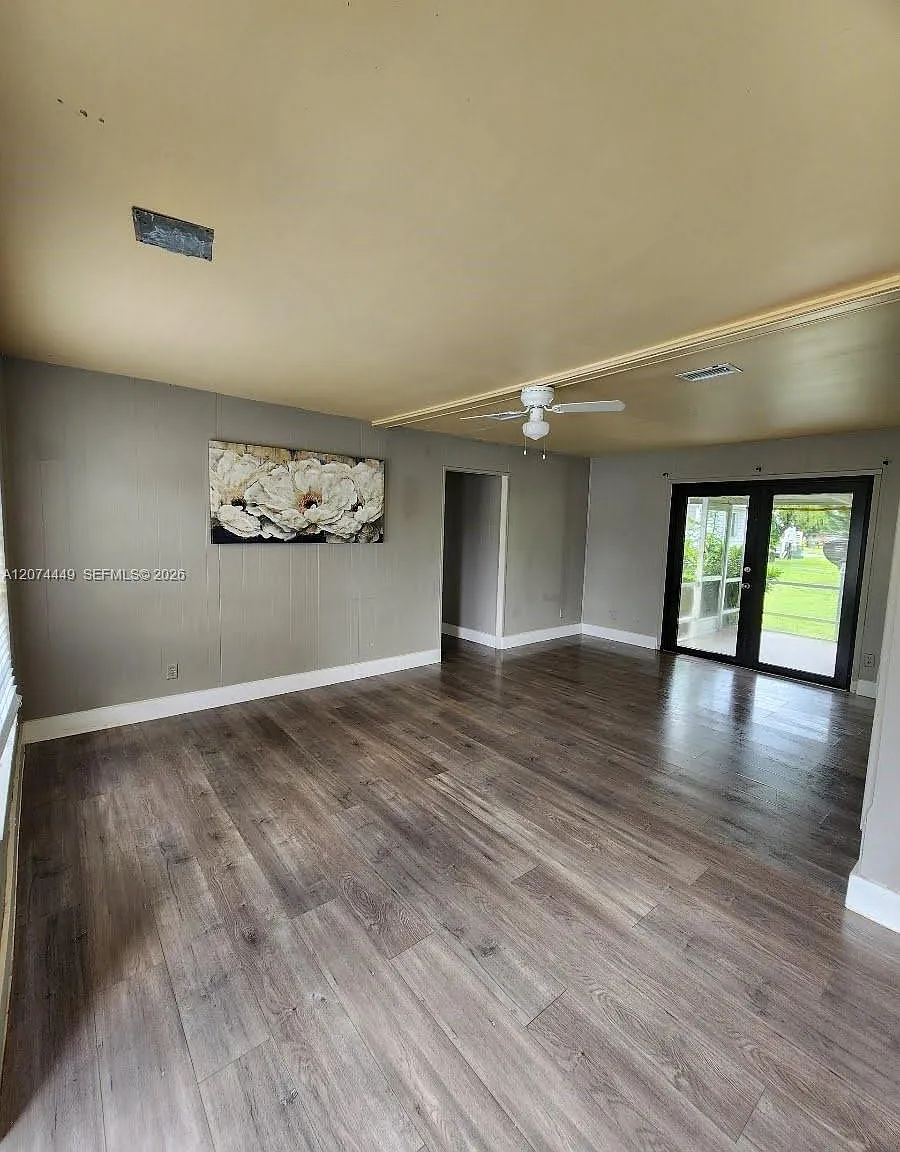 Sandalfoot Cove Sec 1 — Photo 4