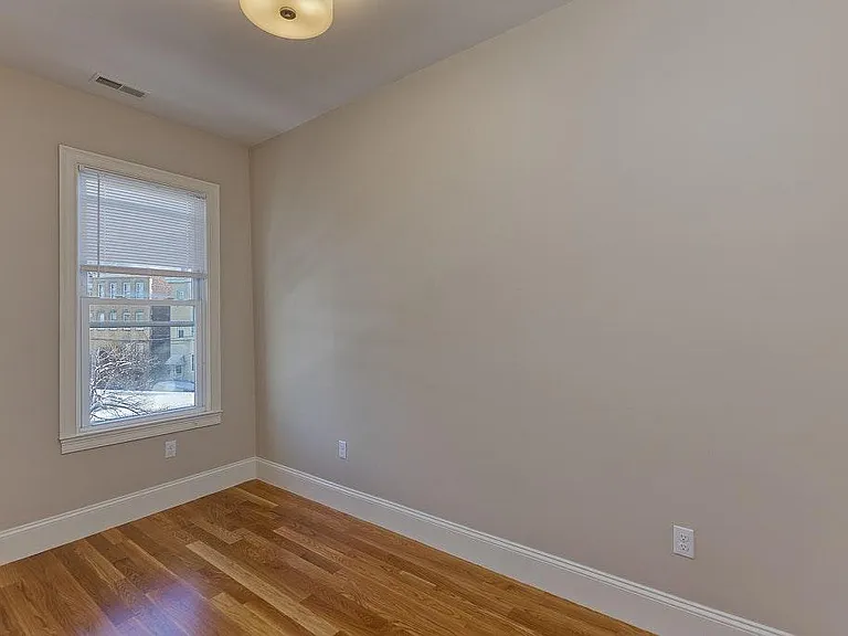 358 Meridian St #2 — Photo 6
