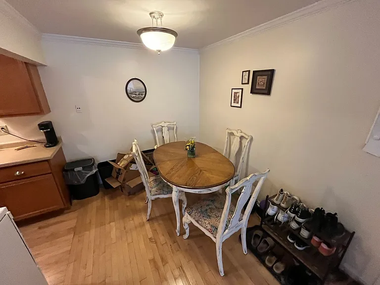 2030 N Oakland Ave — Photo 49