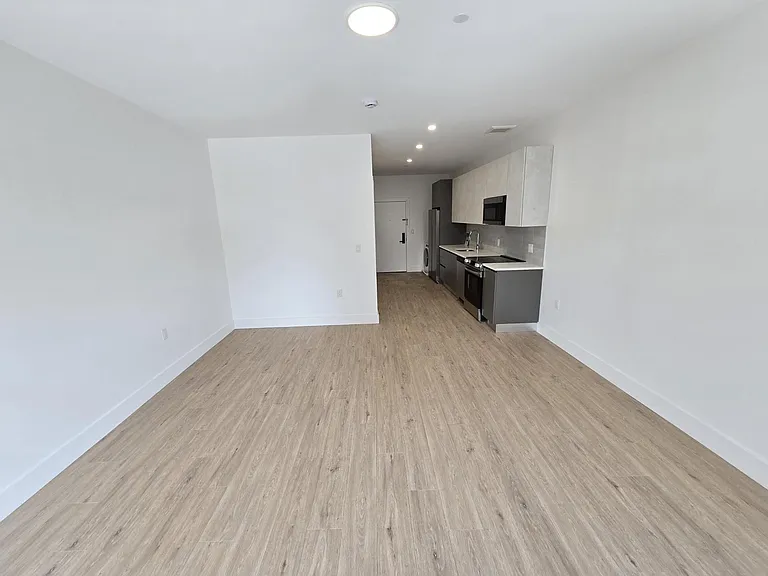 475-476 Main St #618 — Photo 5