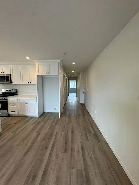 3 bed, 2.0 bath, 1365 sqft, $2,850 — Photo 3