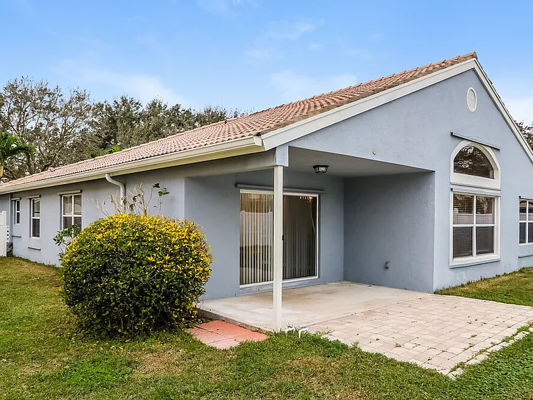 4075 Sabal Lakes Rd — Photo 15
