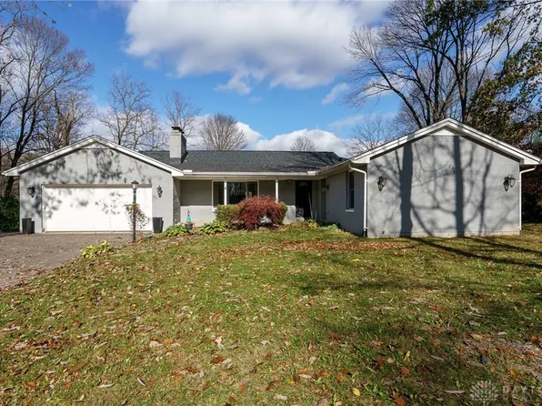 489 E Whipp Rd, Dayton, OH 45459