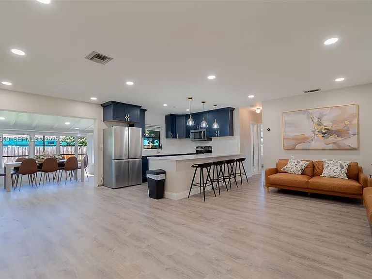 712 Tradewind Dr — Photo 13