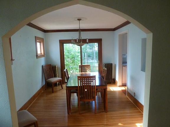 4th image of 150 Montclair Dr