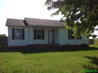 1792 Carneal Ln, Oak Grove, KY 42262
