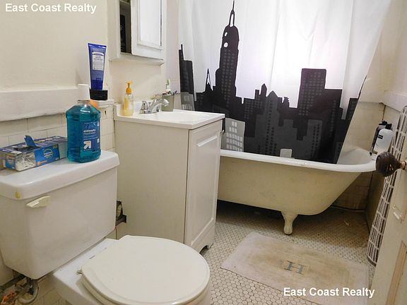 5th image of 1450 Commonwealth Ave APT 25C