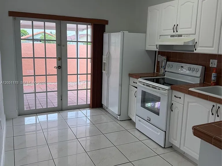 9069 NW 121st Ter #81 — Photo 11