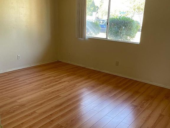 5th image of 520 W Colorado Ave