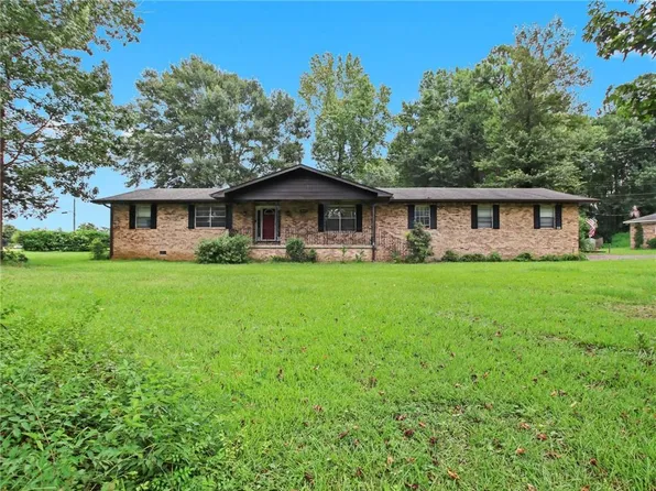 901 Abilene Dr E, Mobile, AL 36695