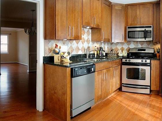 1st image of 5115 Cliffhaven Dr