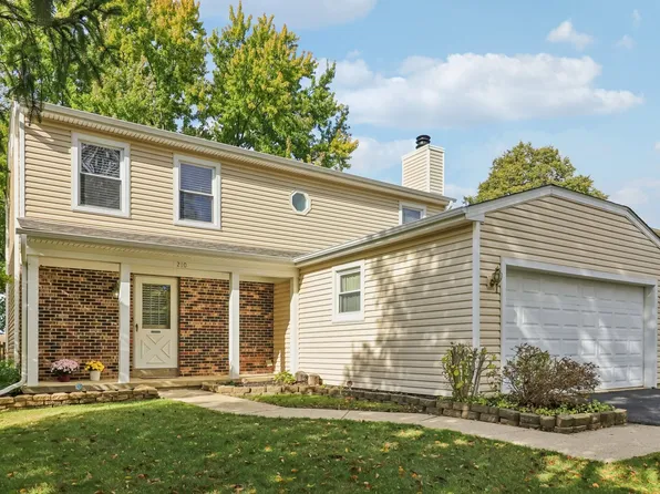 210 E Lakeside Dr, Vernon Hills, IL 60061