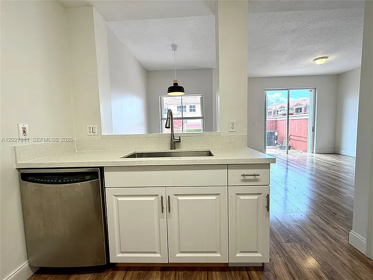 6201 NW 114th Pl #245 — Photo 9