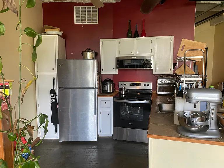 New appliances in 2025

Current tenants have called this home for five years
