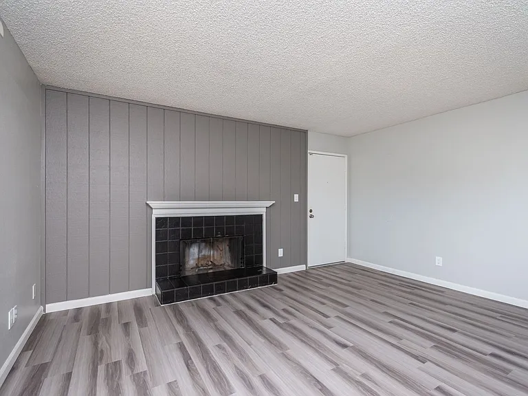 Summerfield Place — Photo 50