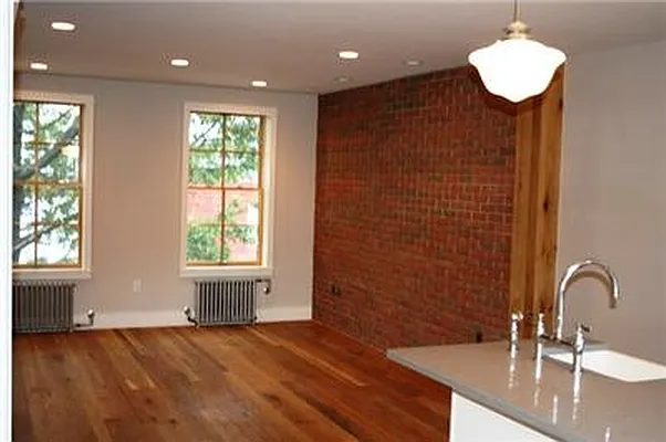 Rented by Nest Seekers International | media 29
