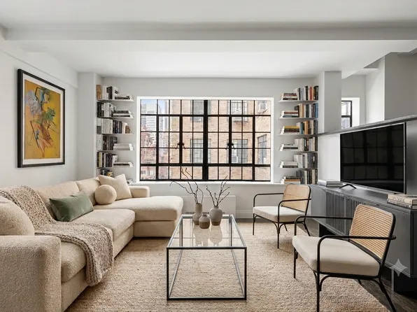 10 Park Avenue image 1 of 7