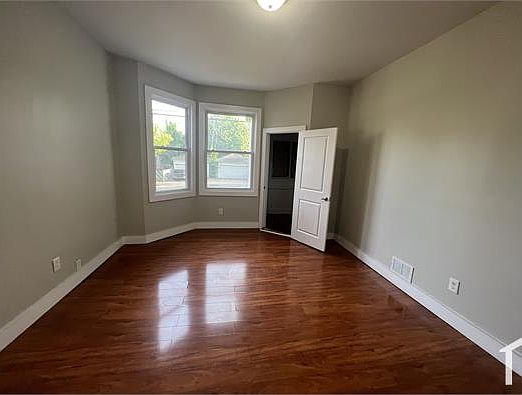 3rd image of 309 Avon Ave APT 1