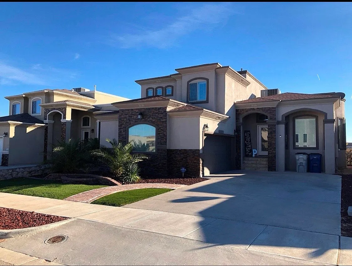 4 bed, 2393 sqft, $2,300 — Photo 1