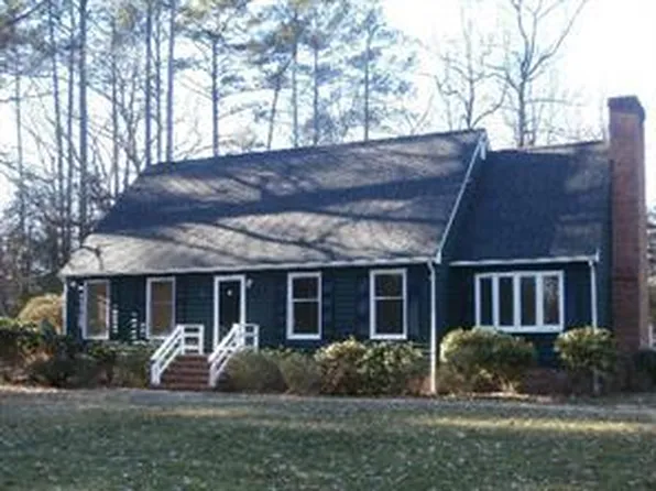 472 Beach Rd, White Stone, VA 22578