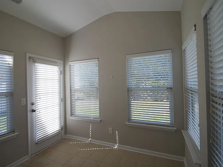 465 Clouds Way — Photo 7