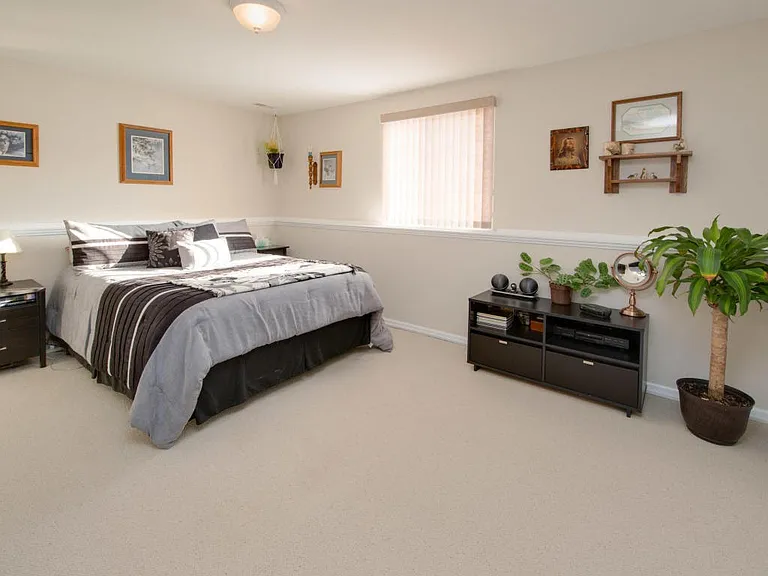 7375 Salerno Cir — Photo 16