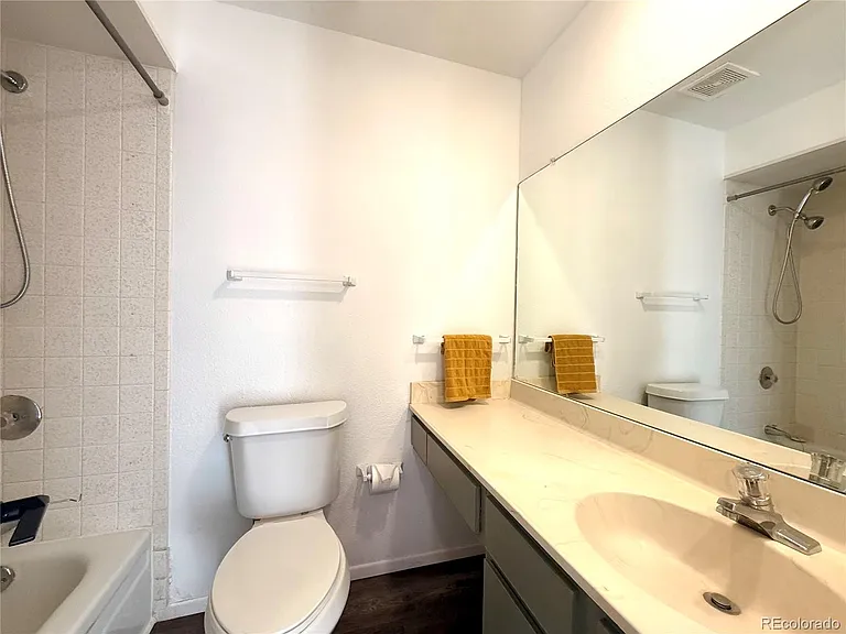 935 Saturn Dr #207 — Photo 17